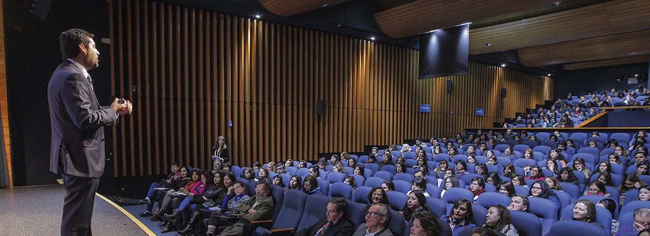 Grupo Educar realiza exitoso seminario de Liderazgo Escolar