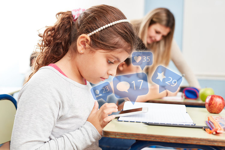 La adicción a los celulares preocupa a estudiantes y docentes