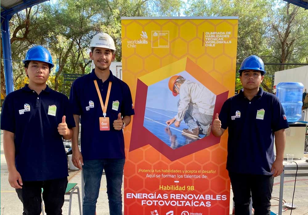 Nicolás Carrasco, docente del Liceo Agrícola Tadeo Perry Barnes de Ovalle: “Para mí, la especialidad de Electricidad es una pasión”