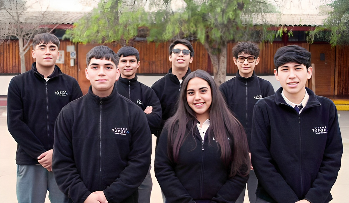 7 jóvenes chilenos que llegaron a la meta