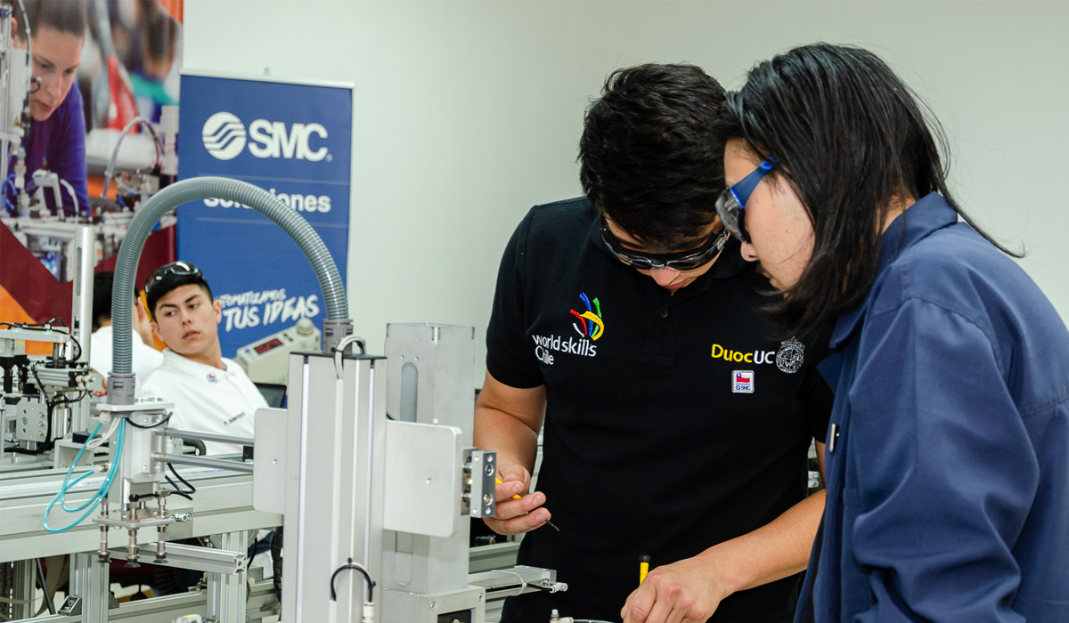 Centros de entrenamiento WorldSkills: Cuando el liceo se abre a la comunidad TP para preparar competidores