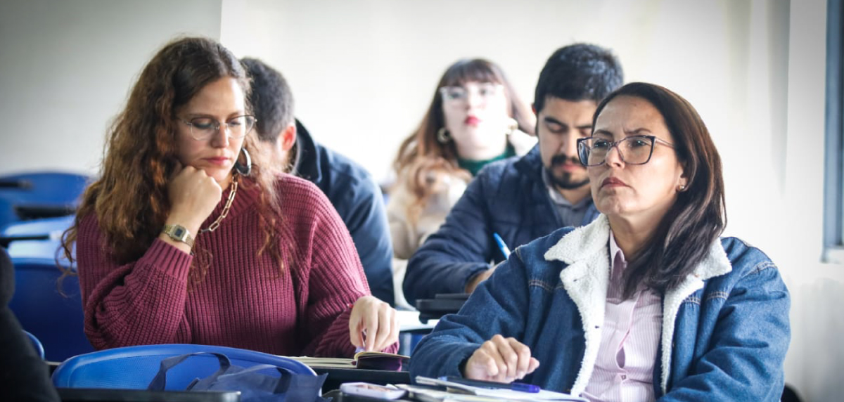 Seminario organizado por Grupo Educar invita a reflexionar sobre las emociones y valores en la escuela