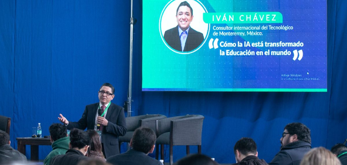 “La IA no reemplaza al profesor, lo potencia”: Iván Chávez analiza los desafíos y oportunidades de la inteligencia artificial en la educación