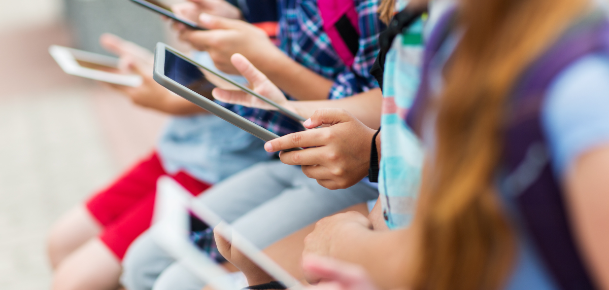 Más allá de la pantalla: Aprender a convivir en la era digital