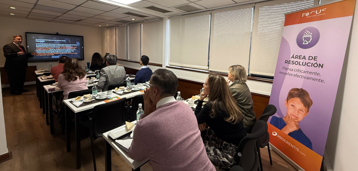 Charla “Inteligencia Artificial: Redefiniendo lo Posible” convocó a líderes educativos en Grupo Educar