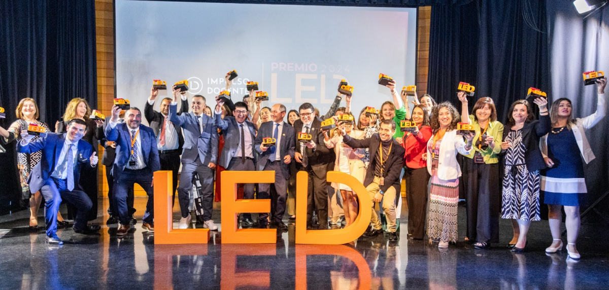 Once directores de la RED Irarrázaval son finalistas en los Premio LED 2025