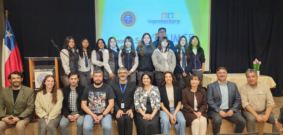 Convenio de colaboración entre la UMCE, el Liceo Bicentenario Técnico Las Nieves e Innovac Spa