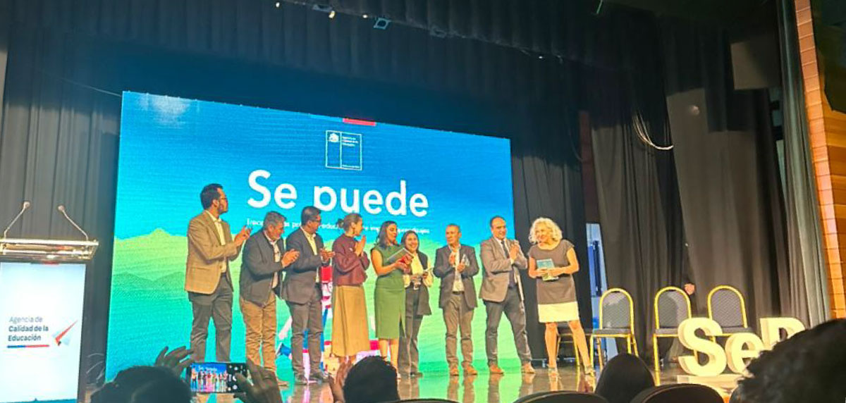 Alejandra Arratia, subsecretaria de Educación, destaca avances educativos en el lanzamiento del libro Se puede y llama a difundir buenas prácticas escolares