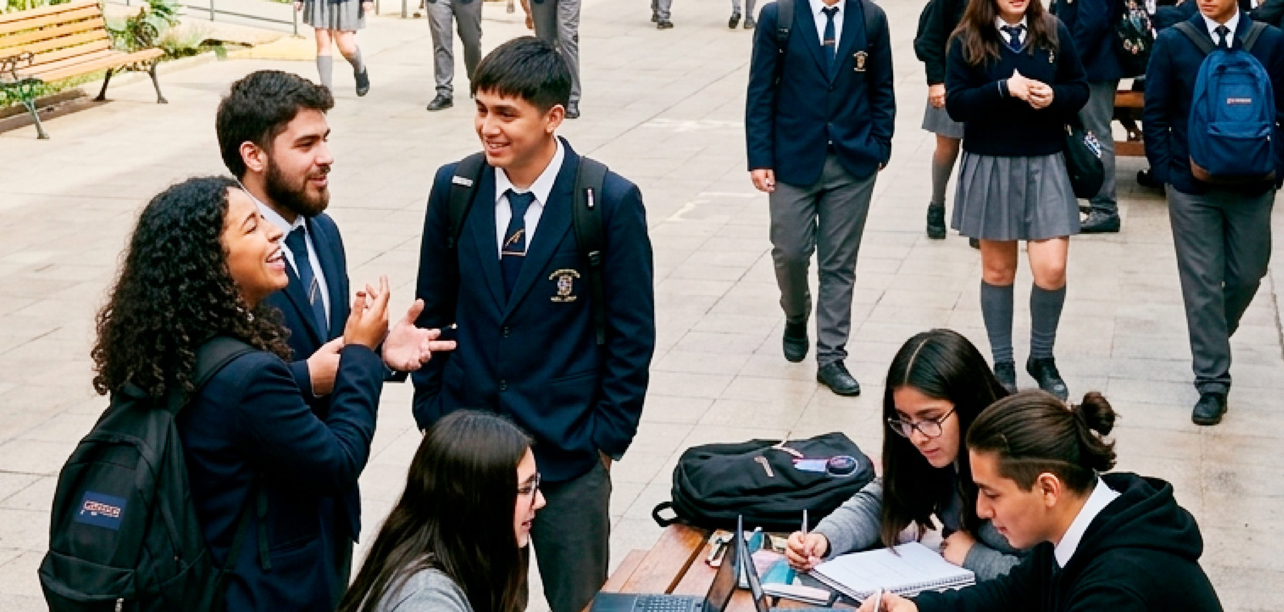 El clima de convivencia escolar: Una ventana para comprender el ...