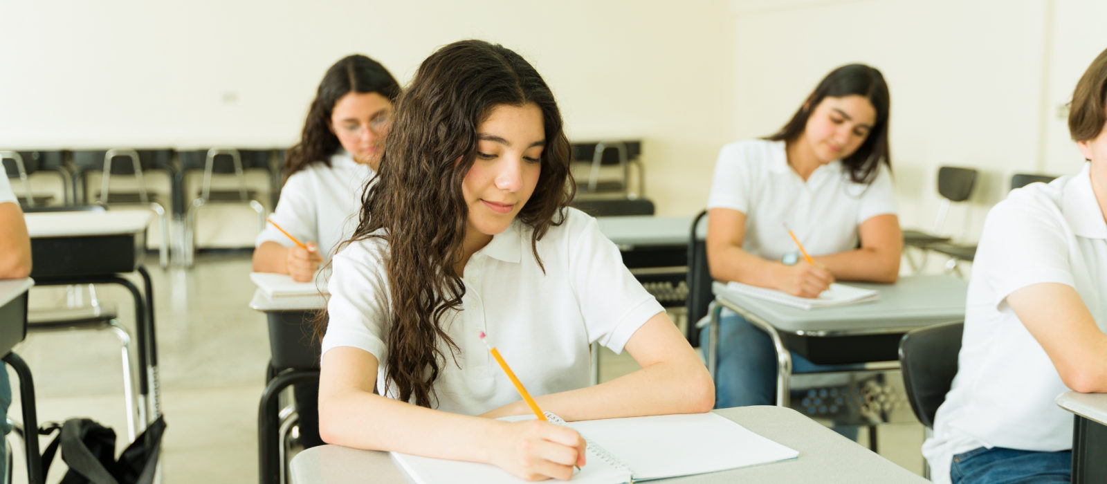 ¿Qué pueden hacer los colegios?: Autoridad actualiza reglas de convivencia escolar y delimita facultades disciplinarias