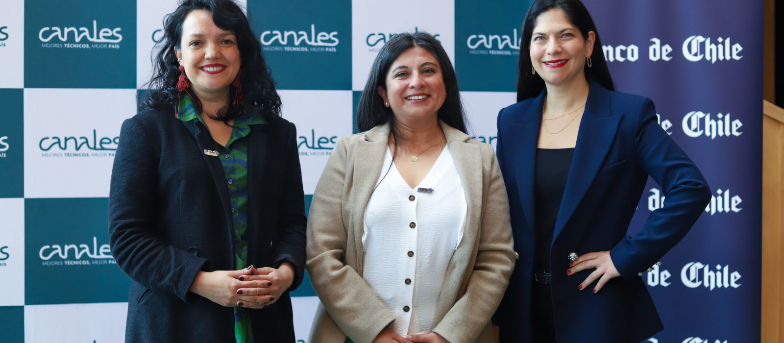 Ya abrió la convocatoria de Profe TP, reconocimiento que destaca a docentes técnico-profesionales que inspiran y transforman vidas