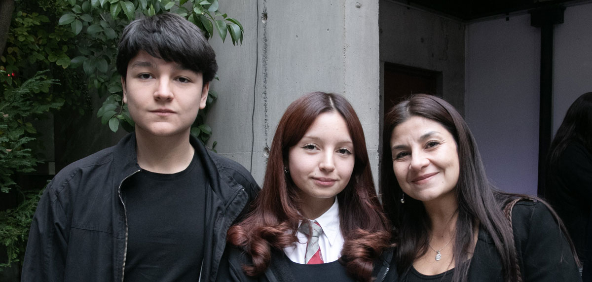 Carla Medel: “La literatura les da un súper poder”